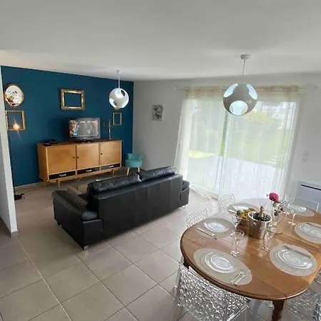 Maison Proche Amiens Et Baie De Somme Holiday home *
